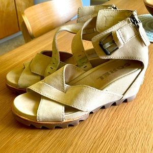 Sorel women’s leather wedge sandals, gently used.